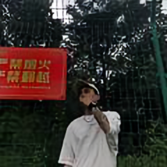 小杰杰杰j头像