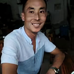 大鼓表演者头像