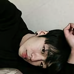 敏感小爱坤头像