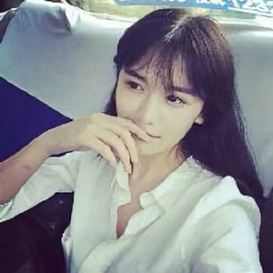 光脚丫头头像