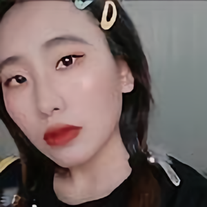 灼媱头像