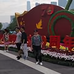 邱自尧头像