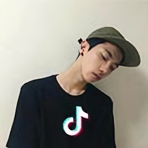 爱吃甜的小陈头像