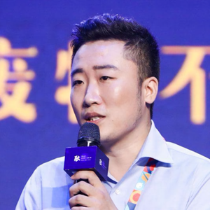 邱嘉秋头像