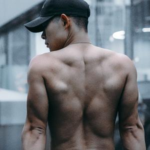 腰王阿运头像