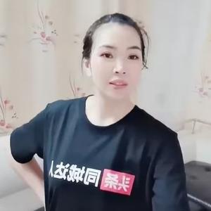 小燕的VlOG头像