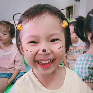 会笑的果头像