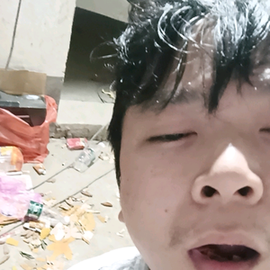 李半虾头像