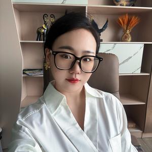 万能桃子头像