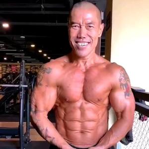 佘哥头像