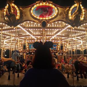 ll今天可以喝奶茶吗 头像