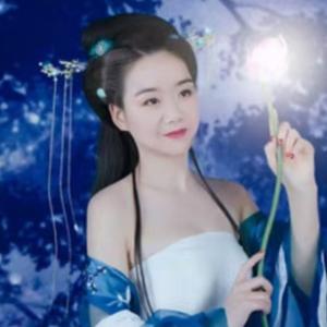 快乐的露珠KC小芳头像