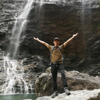 二哥HJ生活记录手机摄影头像