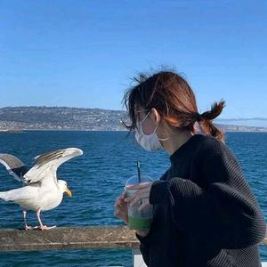 杜杜吃不胖头像