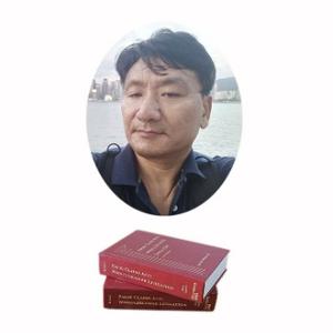 双语博主外星人塔姆头像