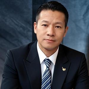 峡哥爱分享头像