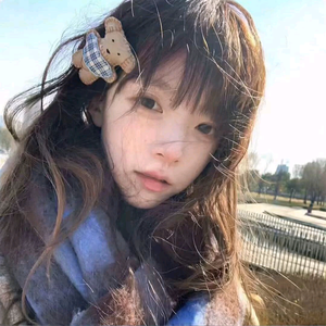小琳呀头像