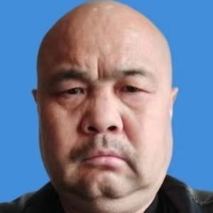 爱思考的皂角刺头像