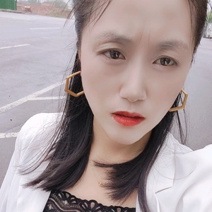 睡衣姐头像