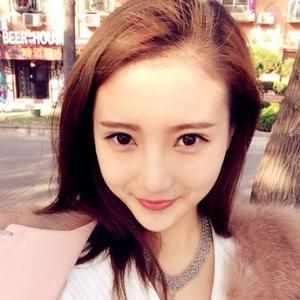 C车界小妖精头像