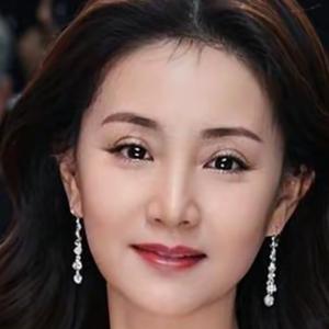玛丽雅一人一车自驾游头像