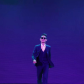 李苏伦战队头像