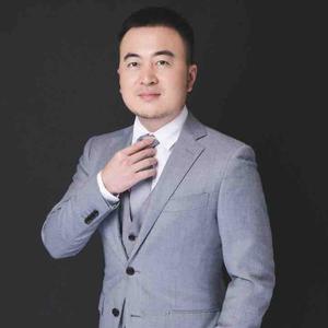 华冰聊表演头像