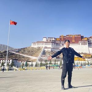小王探索地球头像