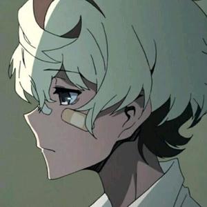 直率山丘m头像