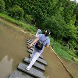 睛雨彩虹1408头像