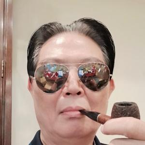 小伍哥128668783头像