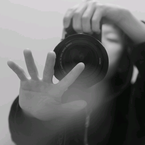 摄迹头像