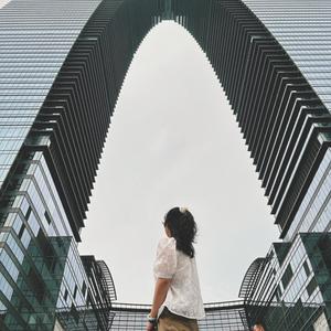 青华伟才慧茹头像