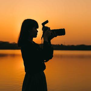 人间妍火摄影 头像