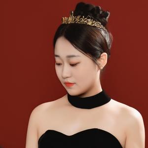 纯情女总裁头像
