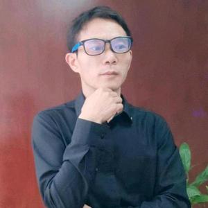 老卢探索头像