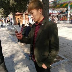 小枫放大镜头像