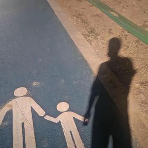 一往无前小闫剪辑头像