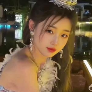 温州外贸菲姐出口汽车配件创业版头像