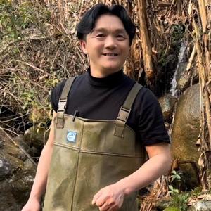 乡野宏哥头像