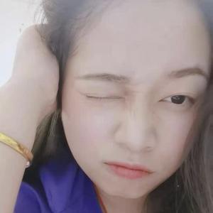曾与你话心事灬头像