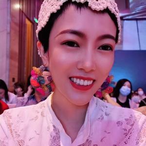 催眠师丨大宝头像