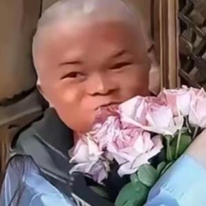 不吃挖掘机（香菜版）头像