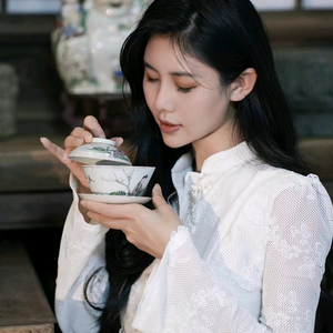草莓姐姐(富贵缘老板娘）头像