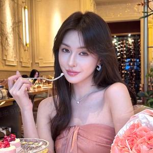 你好温妮头像