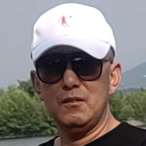 时髦春风vhm头像