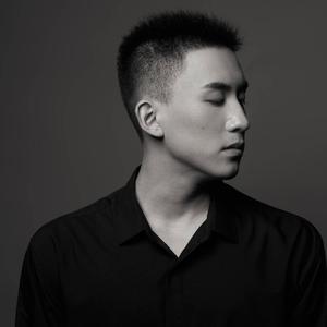 99年的老男人头像