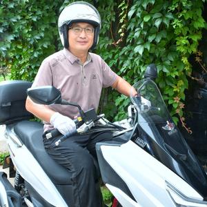 用心拍照的摄者 头像