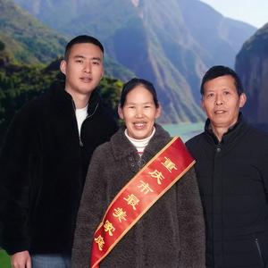 乡村瞿大姐头像