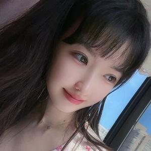 宅小翠头像
